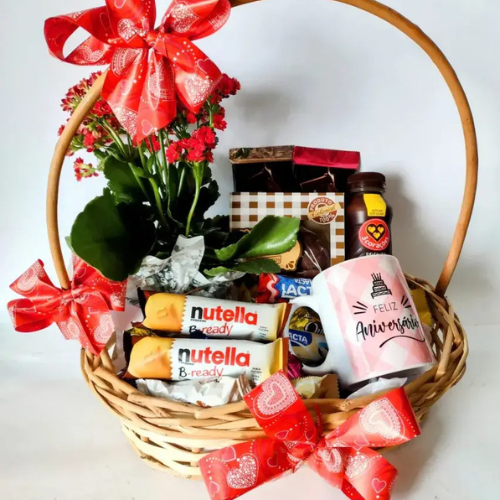 Cesta de Aniversário com chocolate e Flor